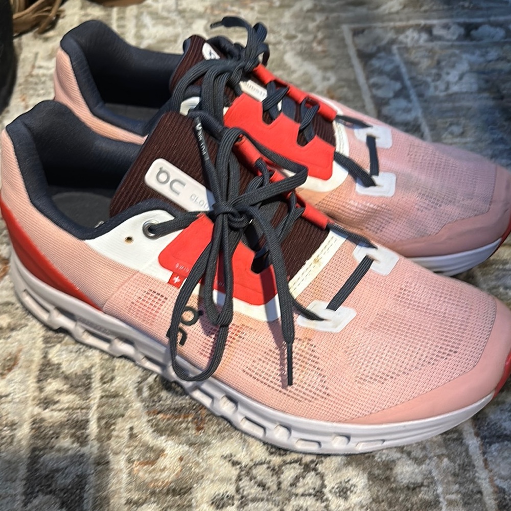 On Cloudstratus REFLECTIVE Womens Size 10Running Shoes Sneakers Rose Red